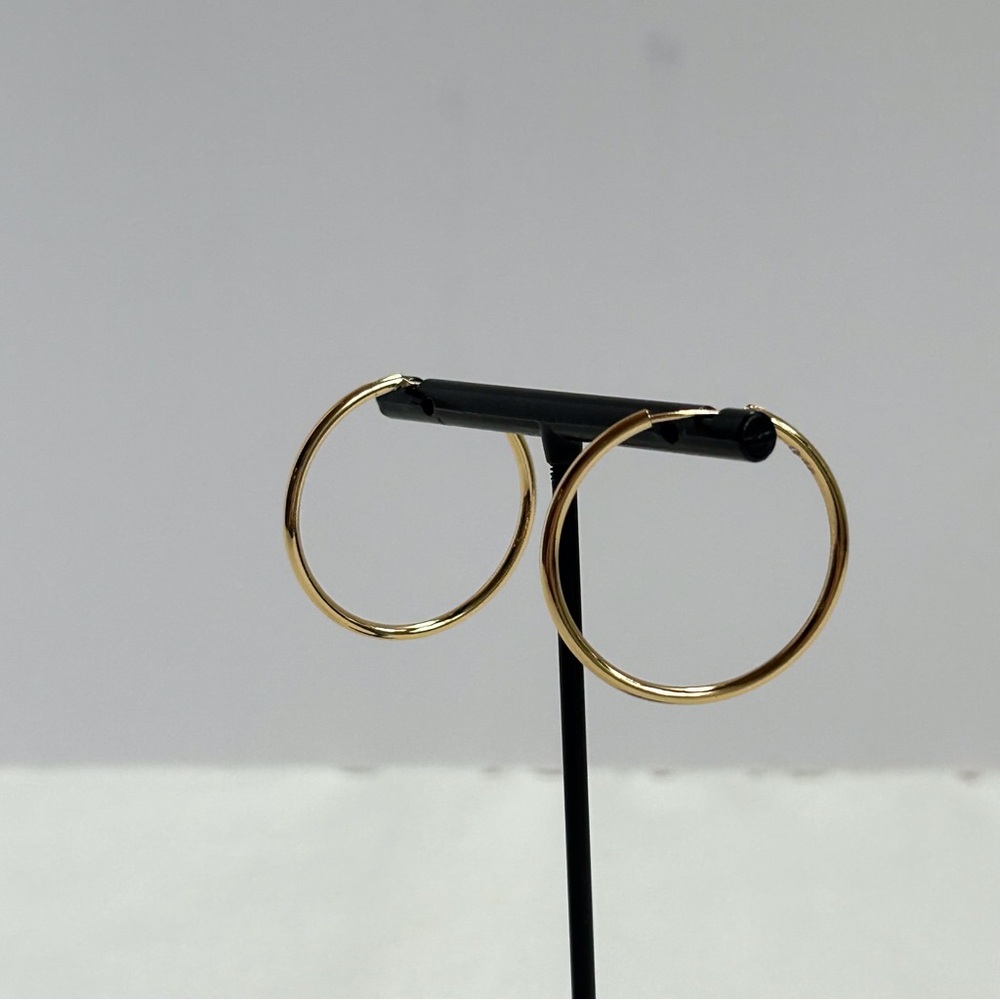 Stella & Dot Essential Hoops, Small